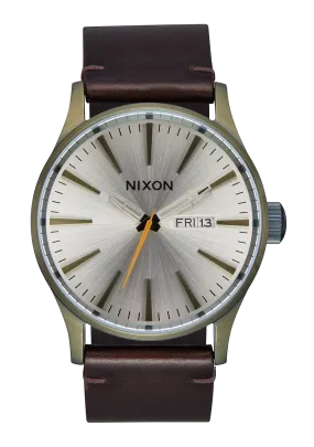 Nixon Sentry Leather Watch - Vintage White / Surplus