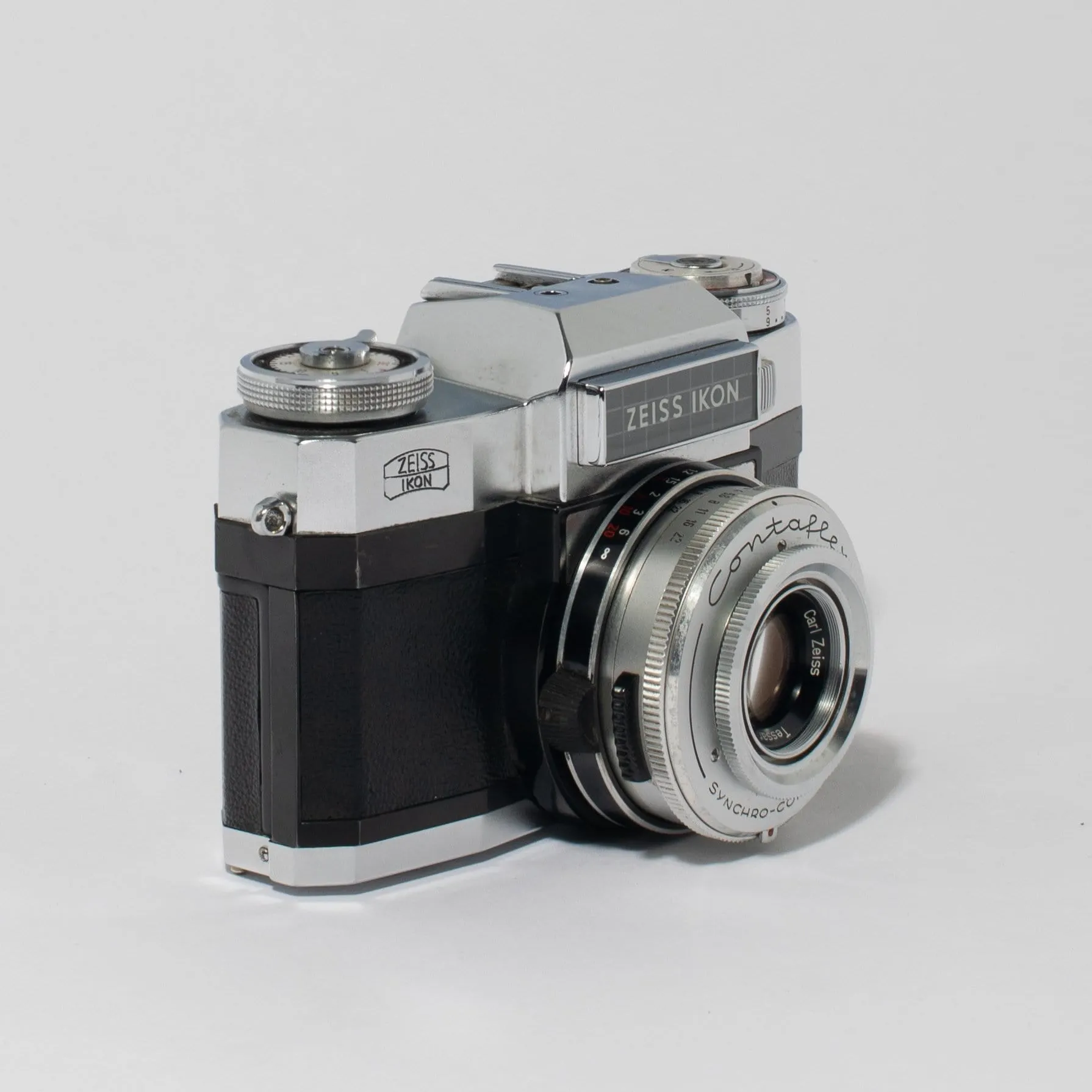 Zeiss Ikon Contaflex with Tessar 50mm 2.8 & Case